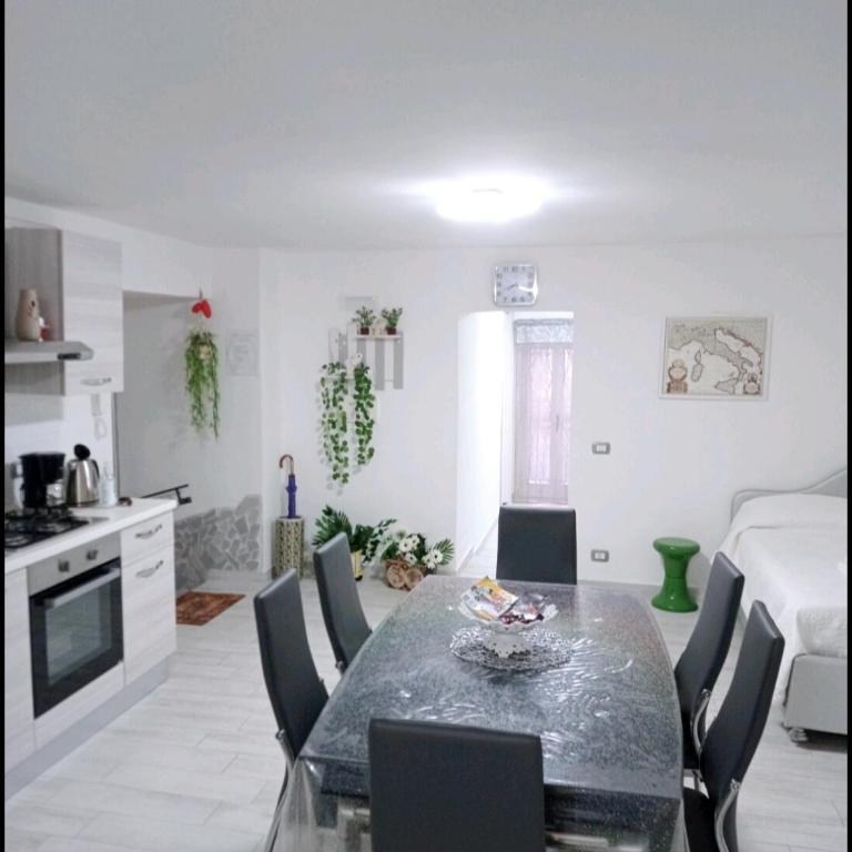 Nunzia's House Napoli - Two-Bedroom Apartment - 1