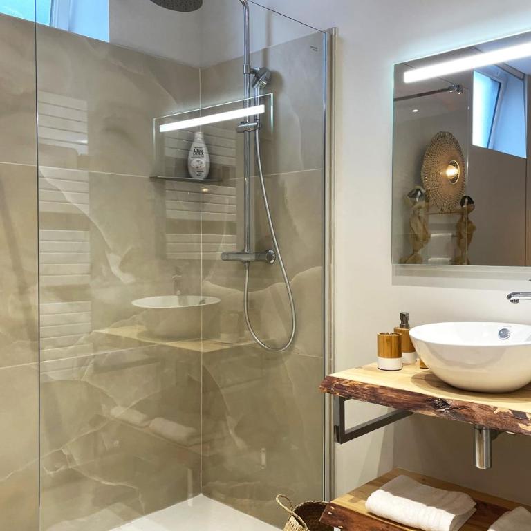 The Pearl - Jacuzzi - Cinéma - Patio - Parking - Apartment - 21