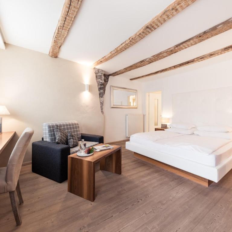 Boutique Hotel Zum Rosenbaum - Junior Suite - 10