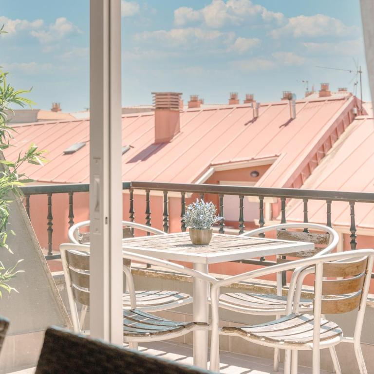 Viviendas de uso turístico Ambitus Active - Apartamento de 3 dormitorios - 2