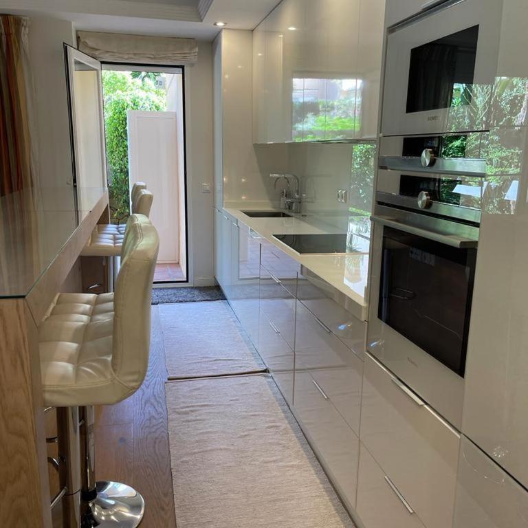 Marbella playa Residencial con piscina - Two-Bedroom Apartment with Terrace - 33