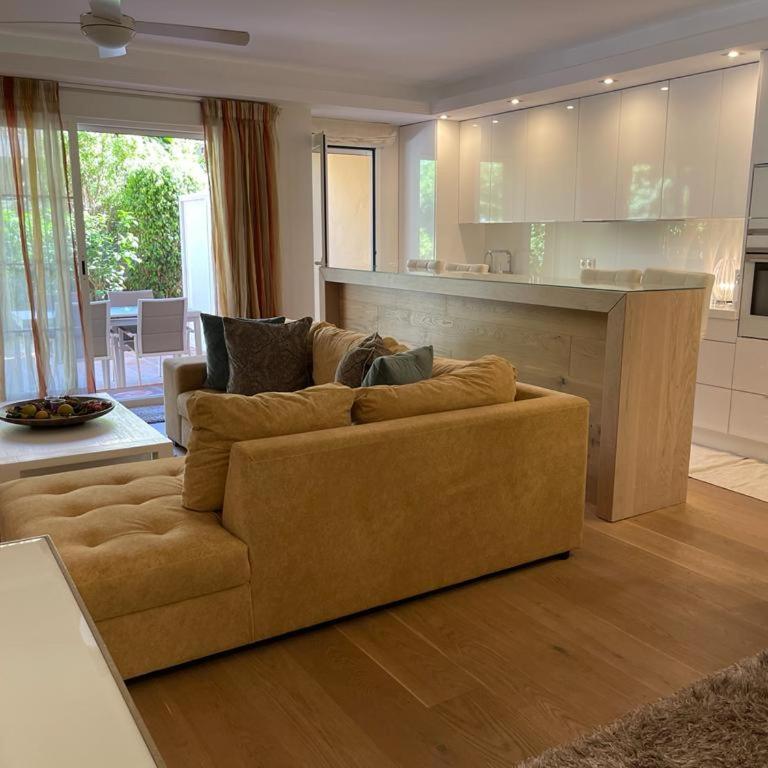 Marbella playa Residencial con piscina - Two-Bedroom Apartment with Terrace - 31