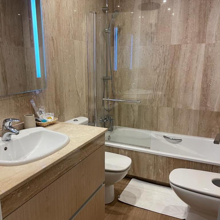 Marbella playa Residencial con piscina - Two-Bedroom Apartment with Terrace - 34