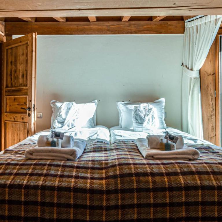 Chalet Entre Nous - Three-Bedroom Chalet - 14