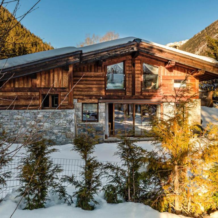 Chalet Entre Nous - Three-Bedroom Chalet - 22