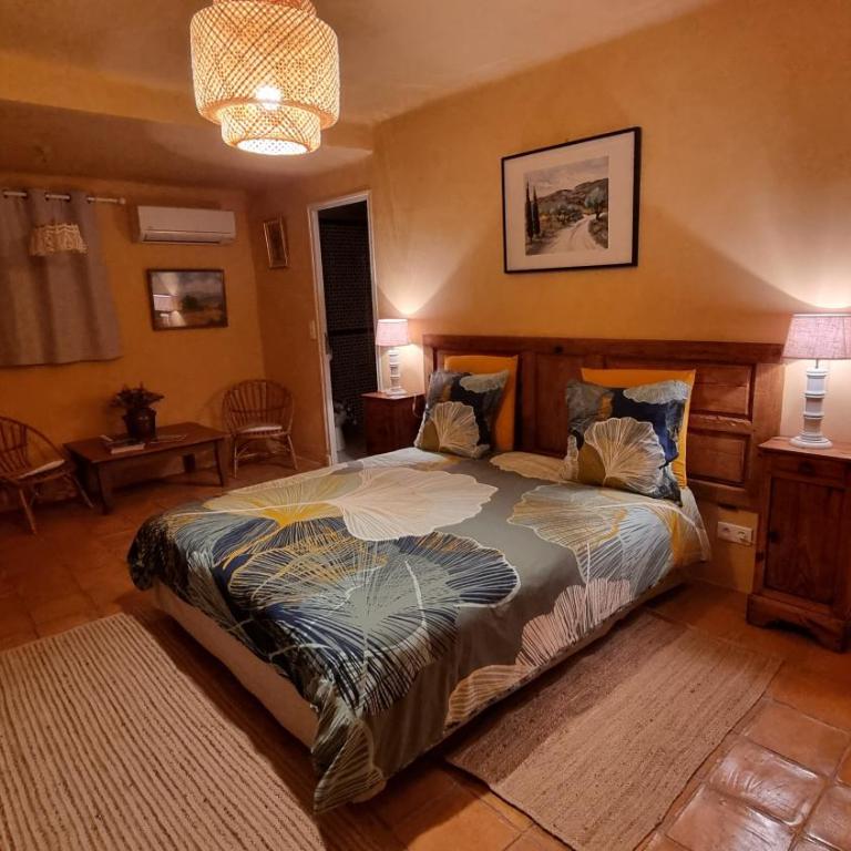 Les Tournesols - Chambre Double - Vue sur Jardin - 19