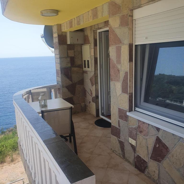 Villa Apartmani Anja - Apartment with Balcony - 6