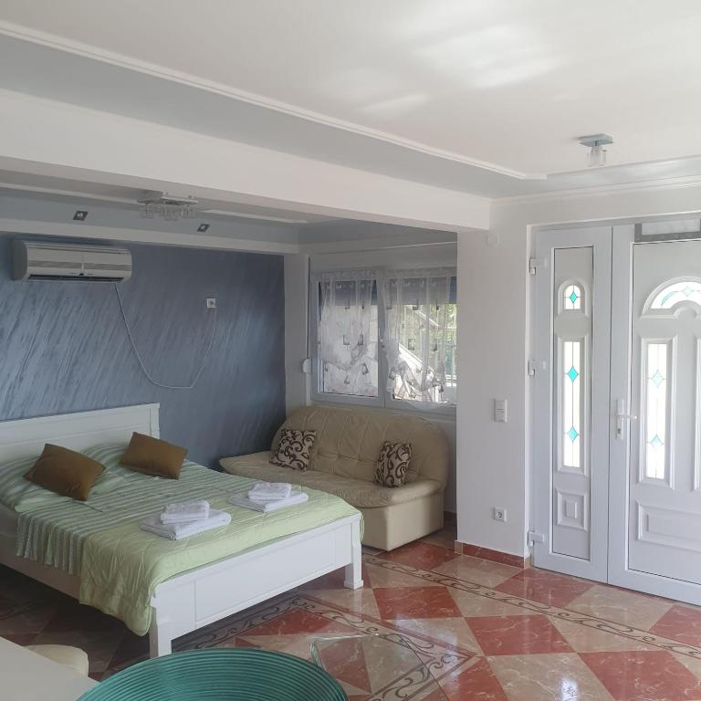 Villa Apartmani Anja - Apartment with Balcony - 5
