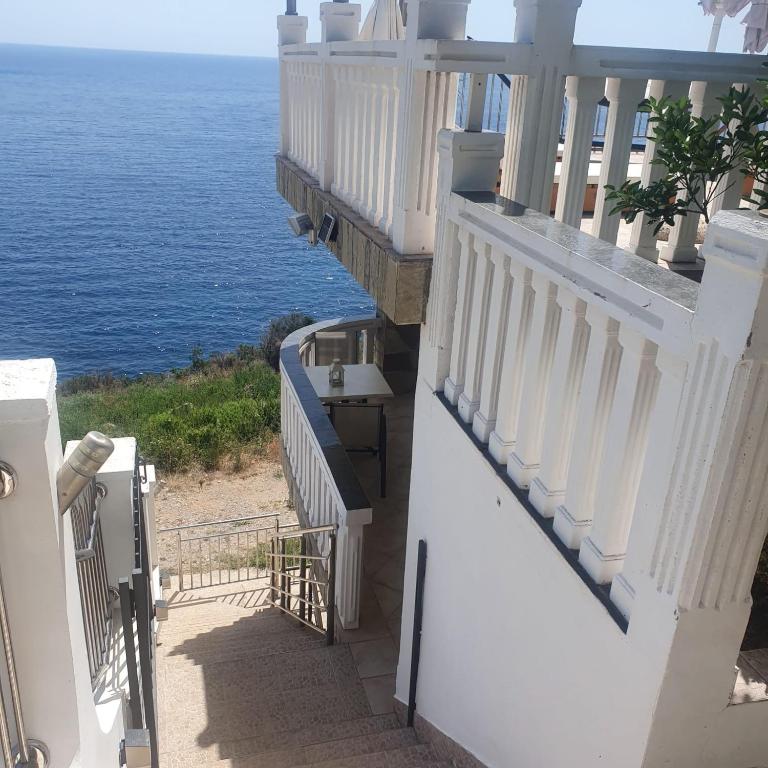Villa Apartmani Anja - Apartment with Balcony - 1