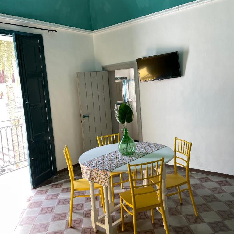 Civico 13 Holiday Apartment - Casa con 1 Camera da Letto - 17