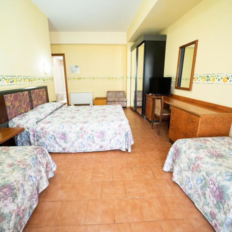 Hotel San Pietro - Camera Quadrupla - 10
