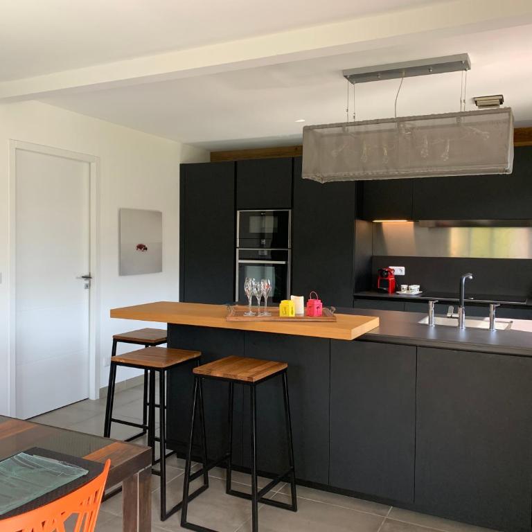 Maison familiale neuve proche lac 3 étoiles - Maison 4 Chambres - 21