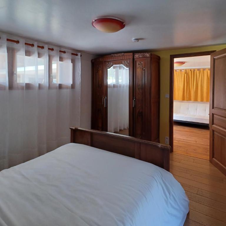 Chalet Les Cols - Chambres avec terrasse & jardin - proche de la nouvelle gare - Chambre Double Standard - 18