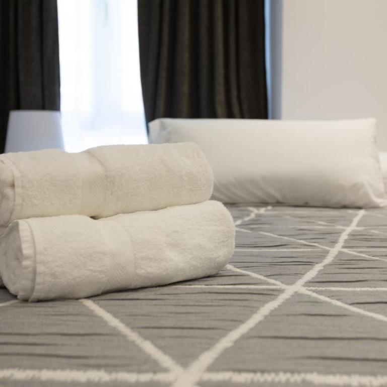 APARTAMENTOS ARRIET - Studio with Sofa Bed - 8