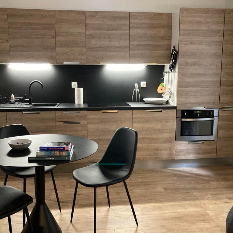 Le Cosy Intra - Appt Cocon Parking privé - One-Bedroom Apartment - 10
