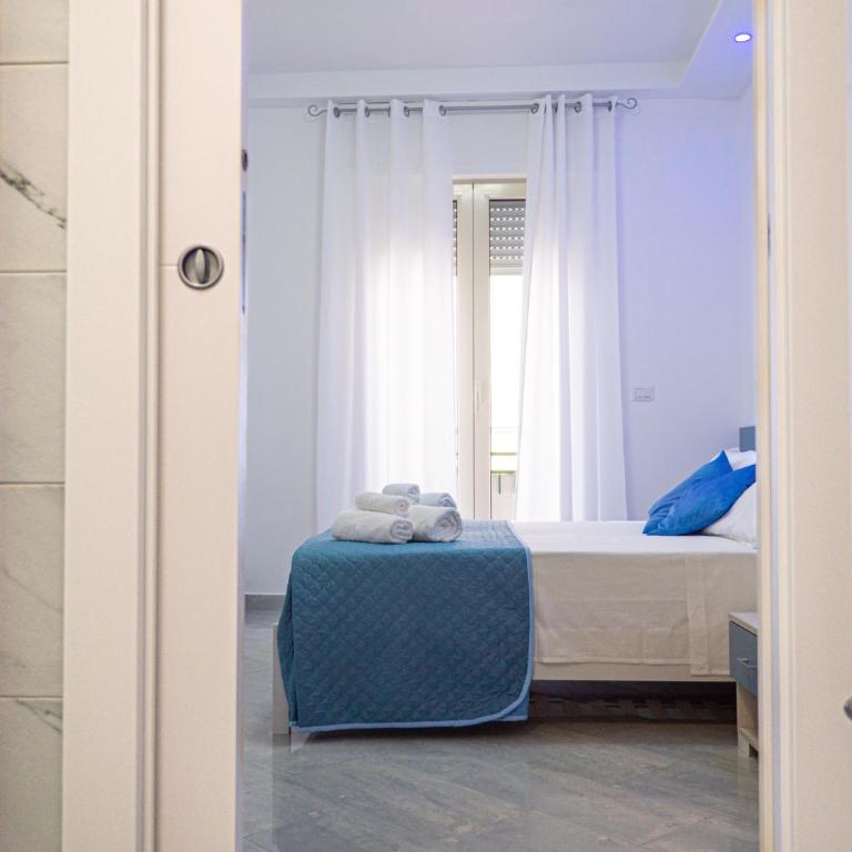 biRose B&B Affittacamere - Camera Matrimoniale/Doppia con Letti Singoli con Balcone - 10