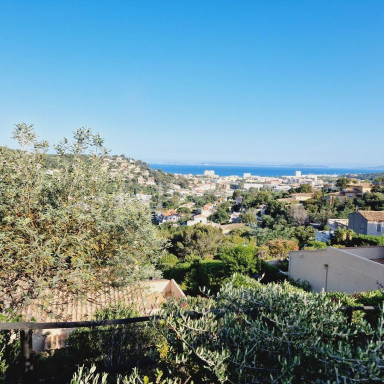 Superbe T4 -Vue Mer- Tout Confort Refait à Neuf! - Appartement 3 Chambres - 43
