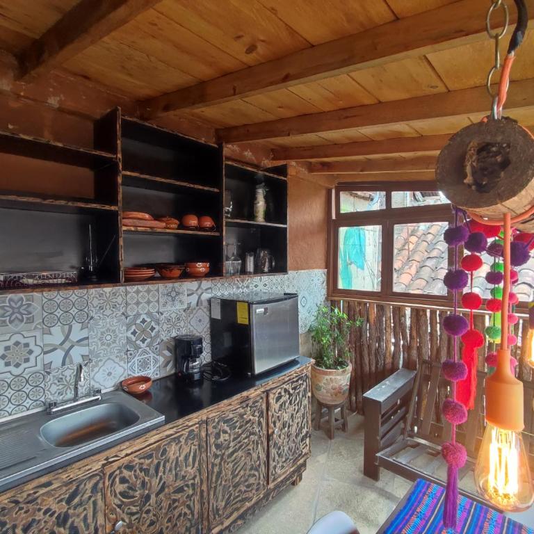 Hostal IKAL - Suite with Terrace - 9