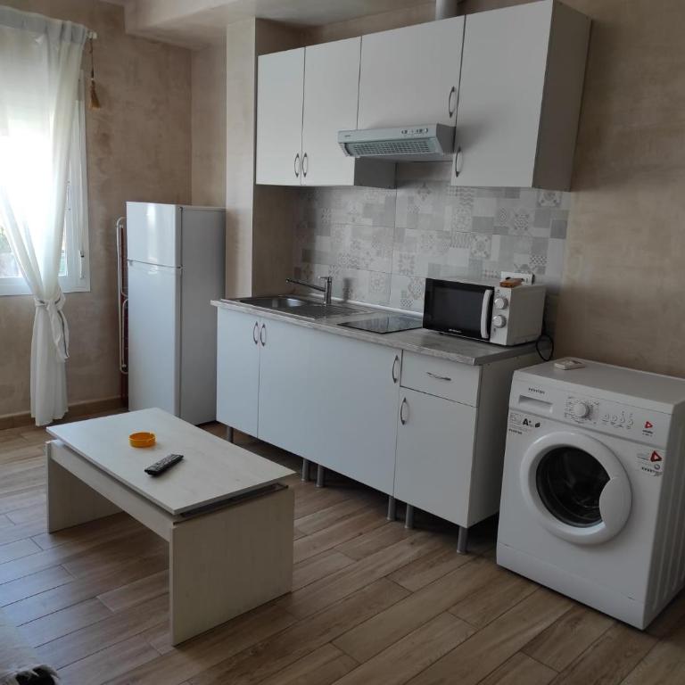 Estudio junto al centro con Aire Acondicionado - Appartamento Monolocale - 5
