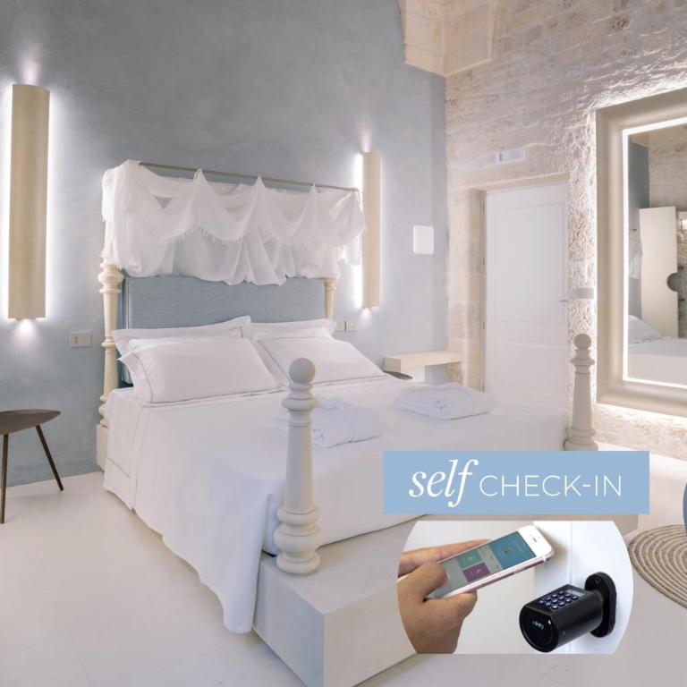 Vico Bianco Raro Smart Rooms Collection - Deluxe Double Room - 12