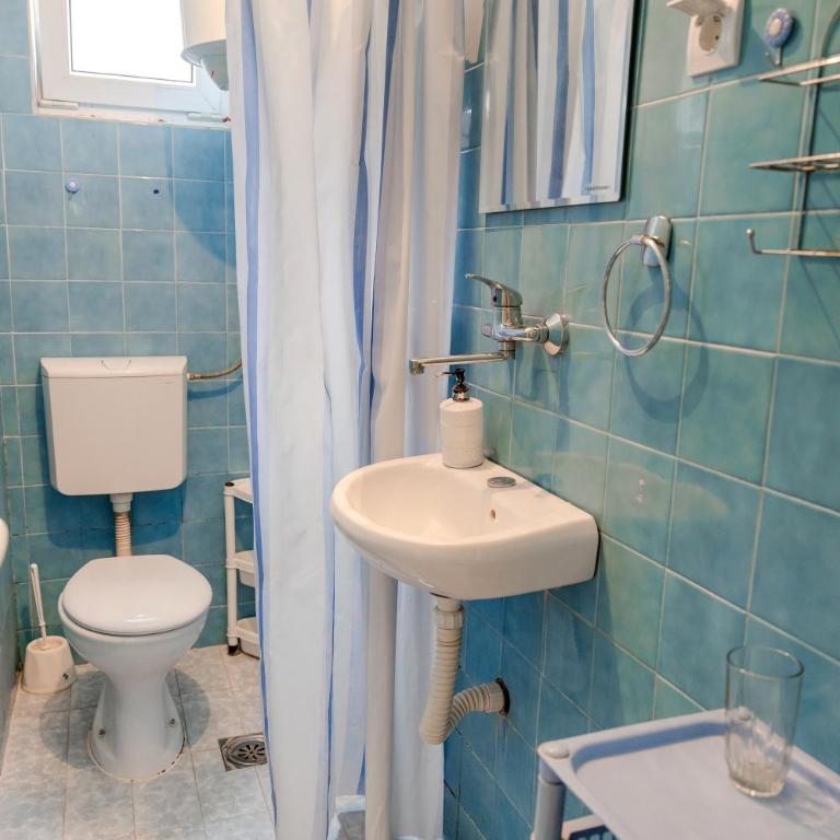 Guest House Jasna - Double or Twin Room with Balcony - 23