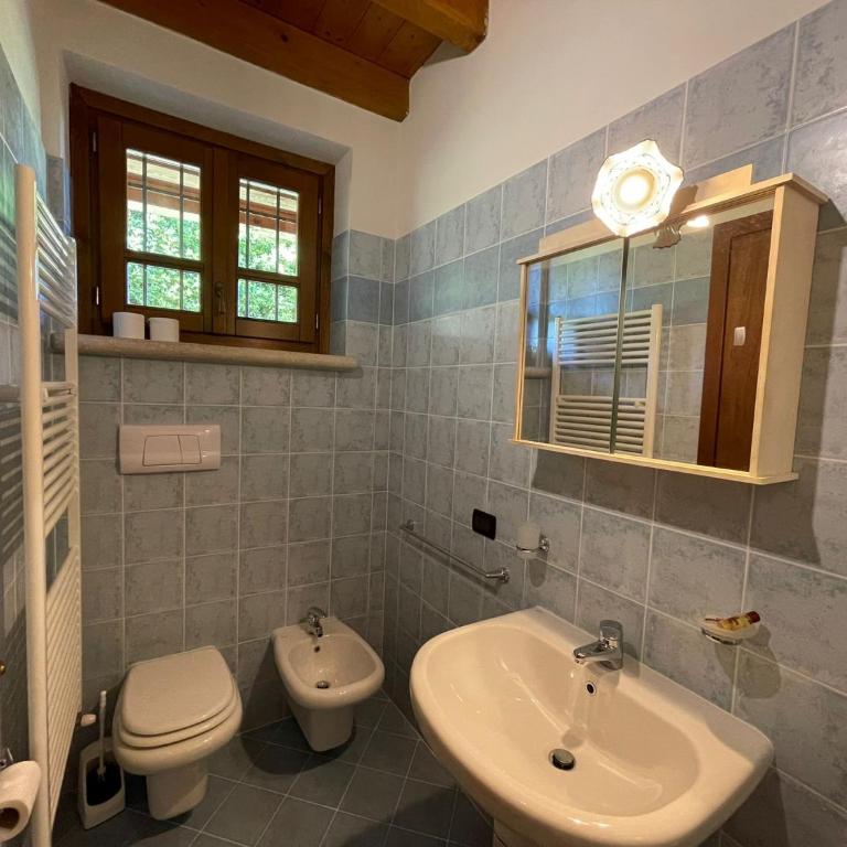 La FIOCCHINA - Magic Place - apartments & studios in Garda Lake - countryside farmhouse, inside the middle of the lake between sky & water - Monolocale Familiare - 12