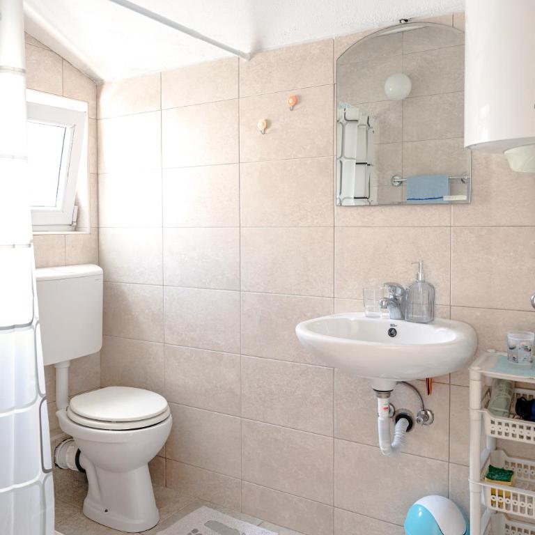 Guest House Jasna - Double or Twin Room with Balcony - 21