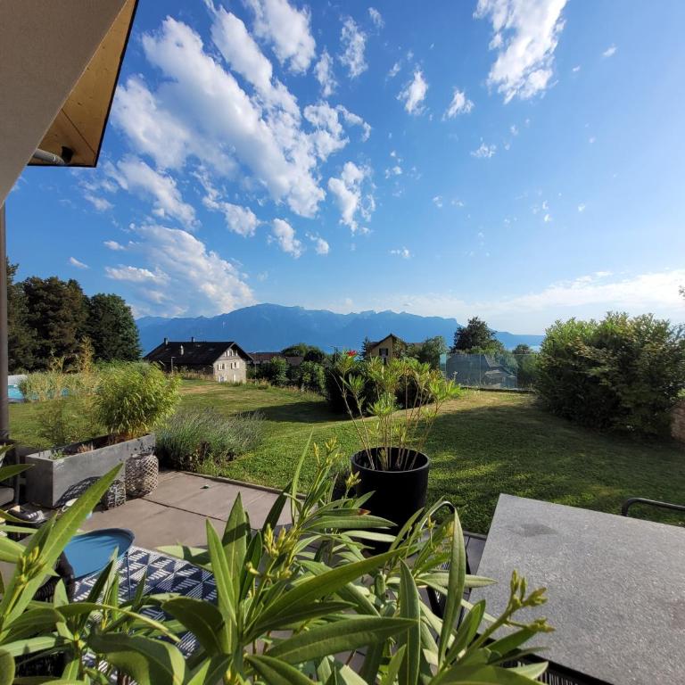 Montreux Holiday Home - Deluxe Villa - 22