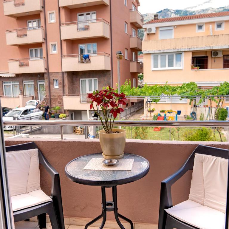 Guest House Jasna - Double or Twin Room with Balcony - 12