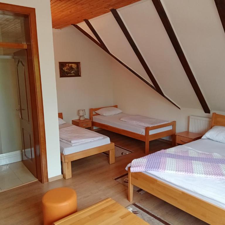 Prenoćište/Restoran Lovac - Budget Double or Twin Room - 7