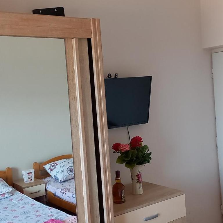 Rooms Vlaovic - Deluxe Double Room with Balcony and Sea View - 13