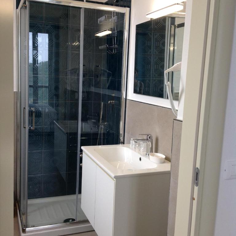 Affittacamereirosmarini - Chambre Double Deluxe - Vue sur Mer - 3