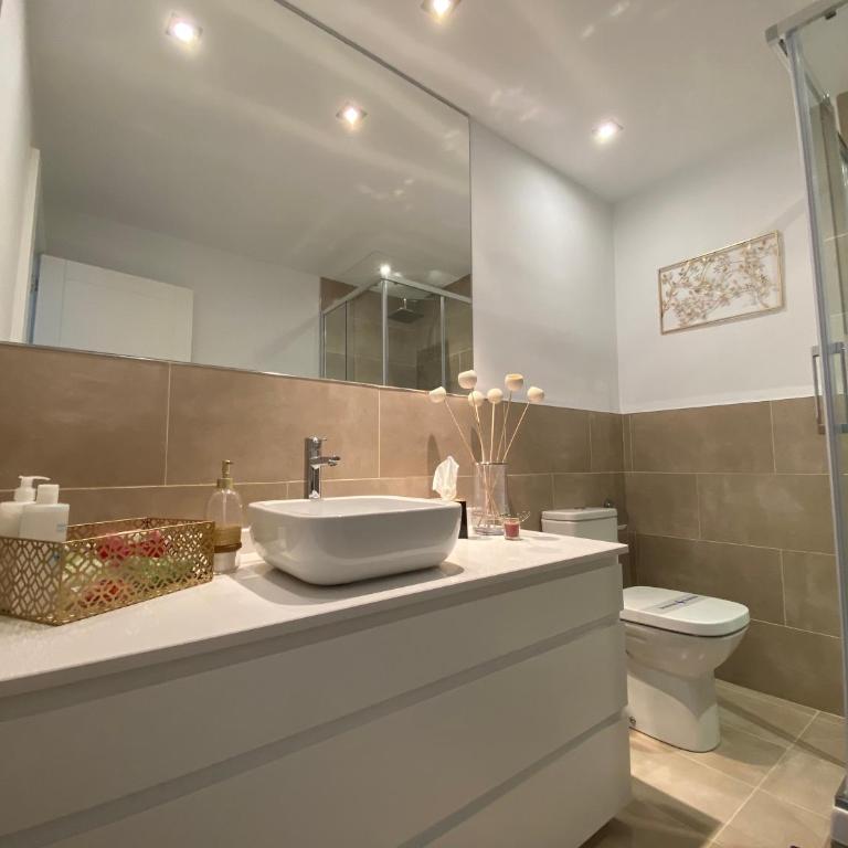 Stay Citymad Gran Via - Apartamento de 3 dormitorios - 11