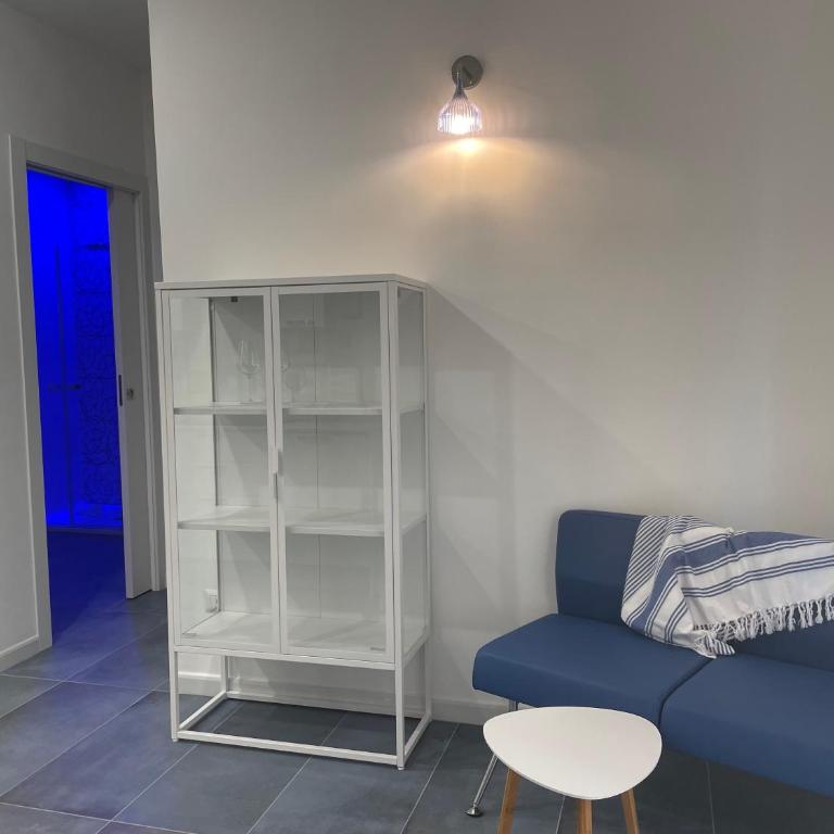 Sulis Suite Apartment - Il Milese - Two-Bedroom Apartment with Balcony - 10