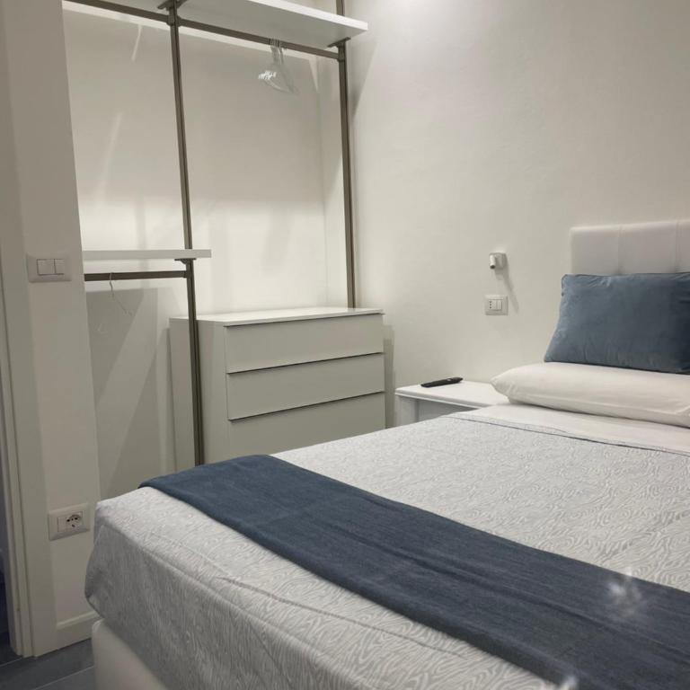 Sulis Suite Apartment - Il Milese - Two-Bedroom Apartment with Balcony - 13