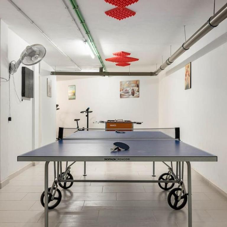 Big Villa Tauro with Private Heated Saltwater Pool & Jacuzzi & BBQ & Game Room & Arcade Games - Villa - 91