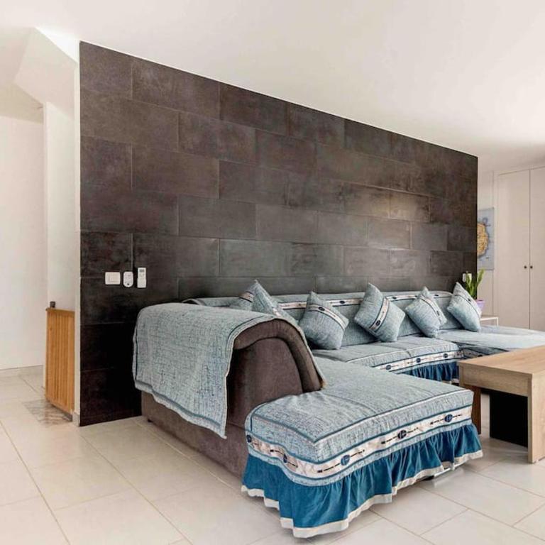 Big Villa Tauro with Private Heated Saltwater Pool & Jacuzzi & BBQ & Game Room & Arcade Games - Villa - 34
