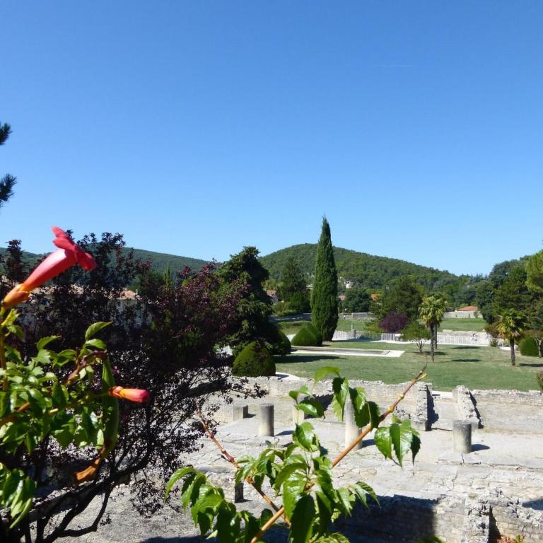 Chalet by Mont Ventoux with Stunning Views - Maison de Vacances 1 Chambre - 21
