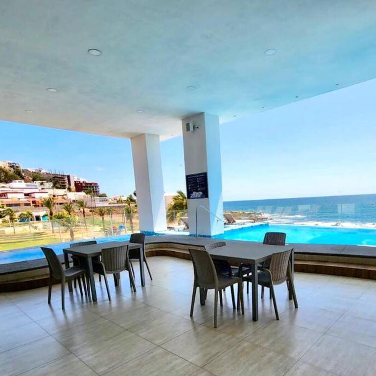 Malecón de Mazatlan Vista al mar Alberca Infinity Jacuzzi Gym - Two-Bedroom Deluxe Apartment - 24