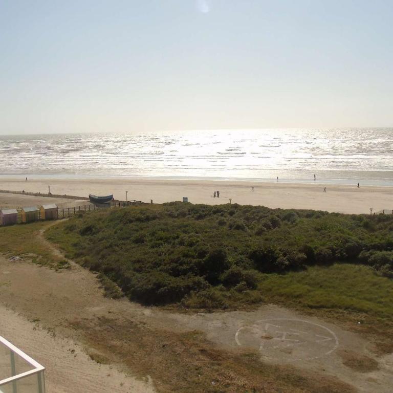 Grand T3 vue mer avec balcon et parking, accès direct plage - FR-1-674-1 - Appartement - 1