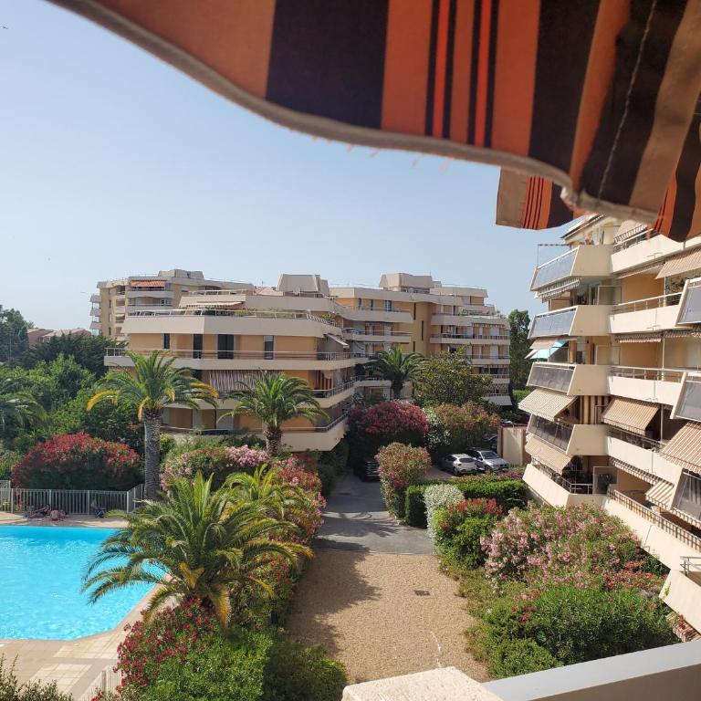 MIOUGRANO 2 Pieces Climatise 47m2 Piscine, Parking - Appartement avec Balcon - 1