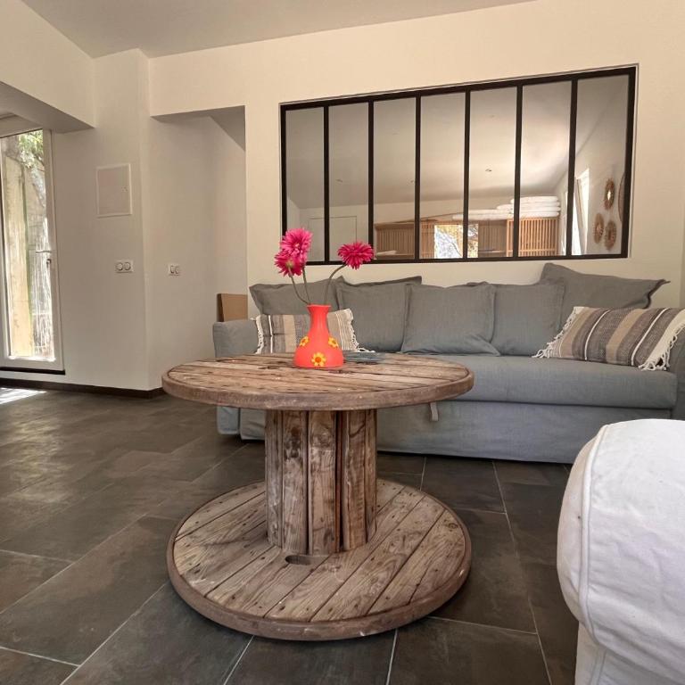 appartement indépendant avec jardin privé - Maison 1 Chambre - 9