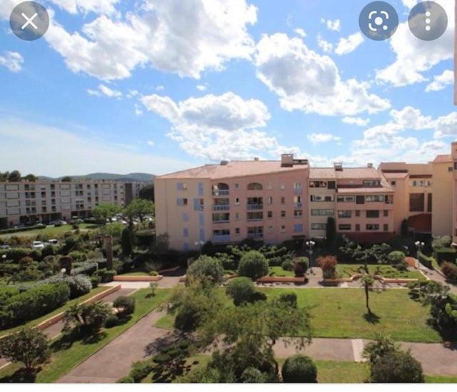Fréjus, Studio dans résidence avec Piscine - Appartement 1 Chambre - 1