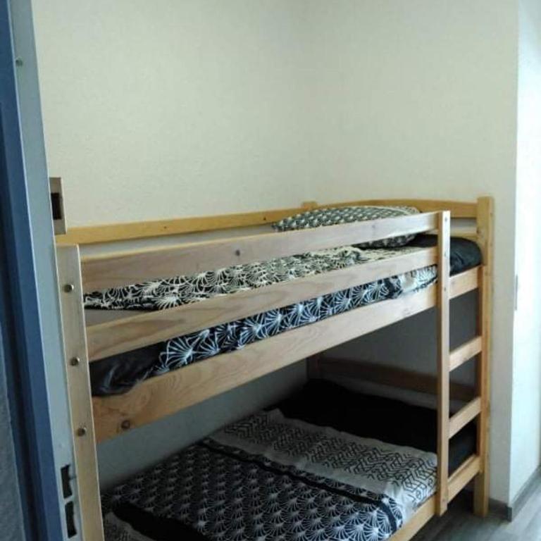Fréjus, Studio dans résidence avec Piscine - Appartement 1 Chambre - 6