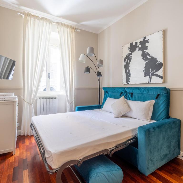 Charming apartment with patio a few steps from Colosseum - Appartamento con 2 Camere da Letto - 21