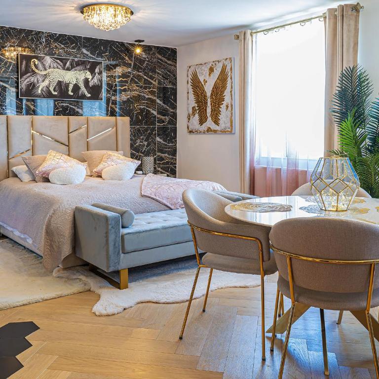 Magnifique loft / spa en face de la cathédrale ! - Appartamento con 1 Camera da Letto - 8