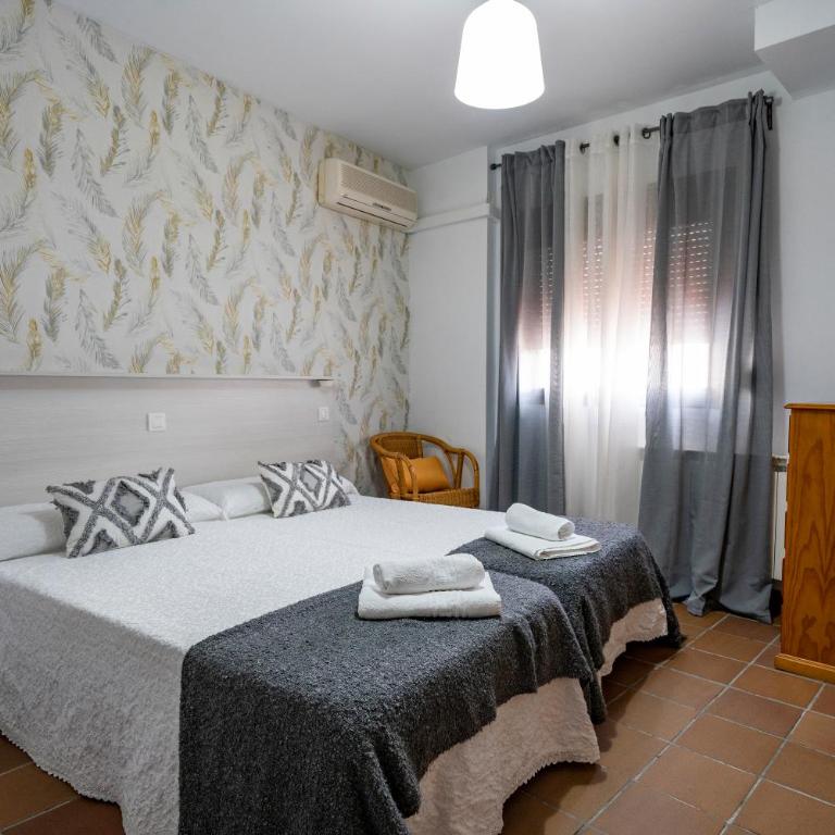 Hostal Plaza de Italia - Habitación Doble Económica - 1