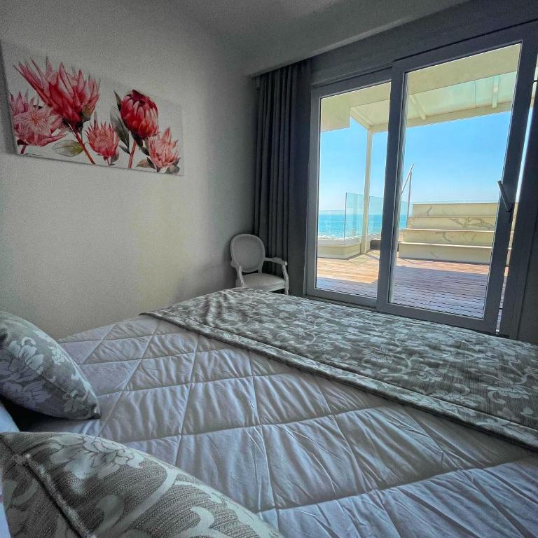 Park Hotel Cellini - Suite with Private Pool and Big Terrace Sea View - 4