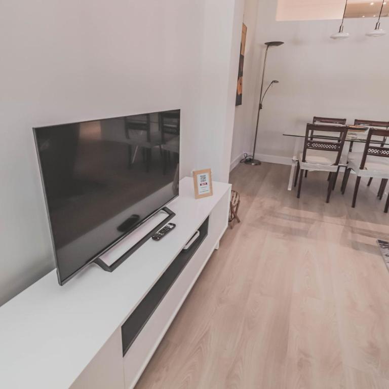 Park view beautiful apartment Bilbao - Two-Bedroom Apartment - 26