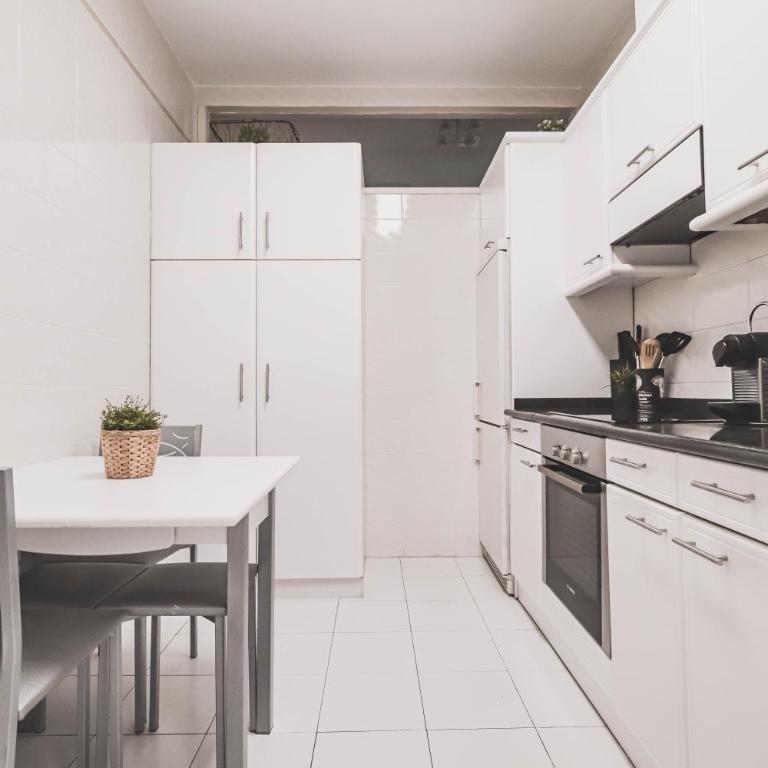Park view beautiful apartment Bilbao - Two-Bedroom Apartment - 21